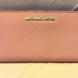 Michael Kors Leather Jet Set Travel Slim Bifold Wallet in Blossom